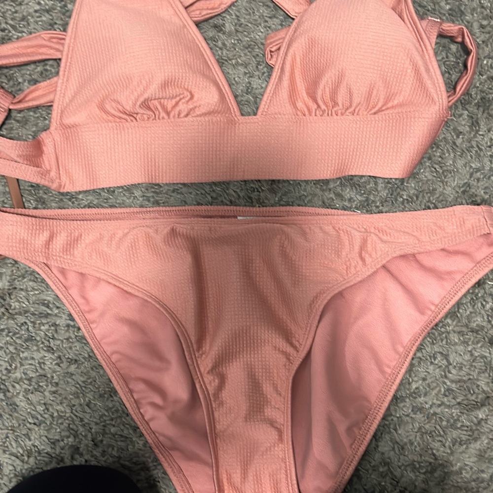 Bikinis 👙 - Picture 9 of 12